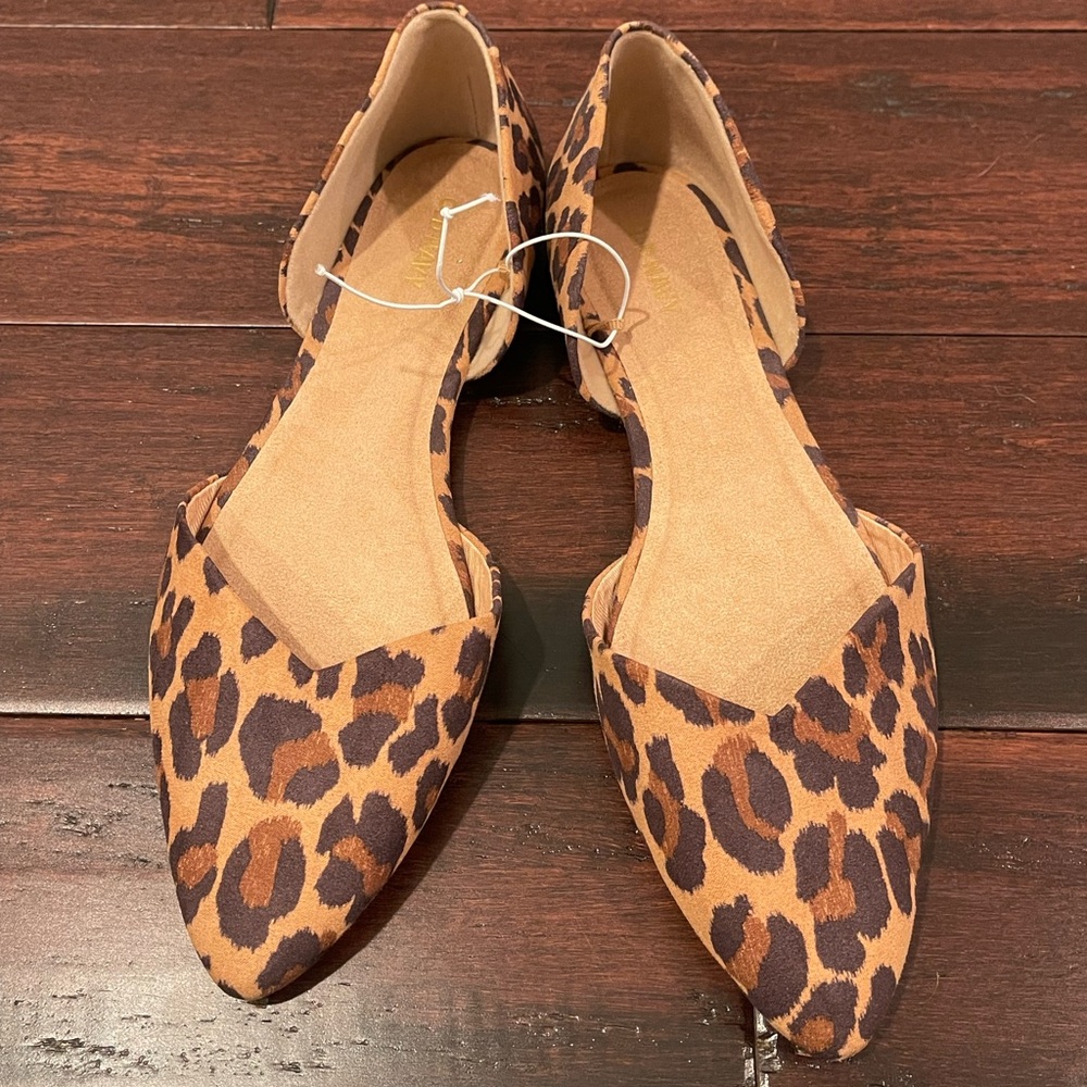 Old Navy Brown Leopard Print Flats